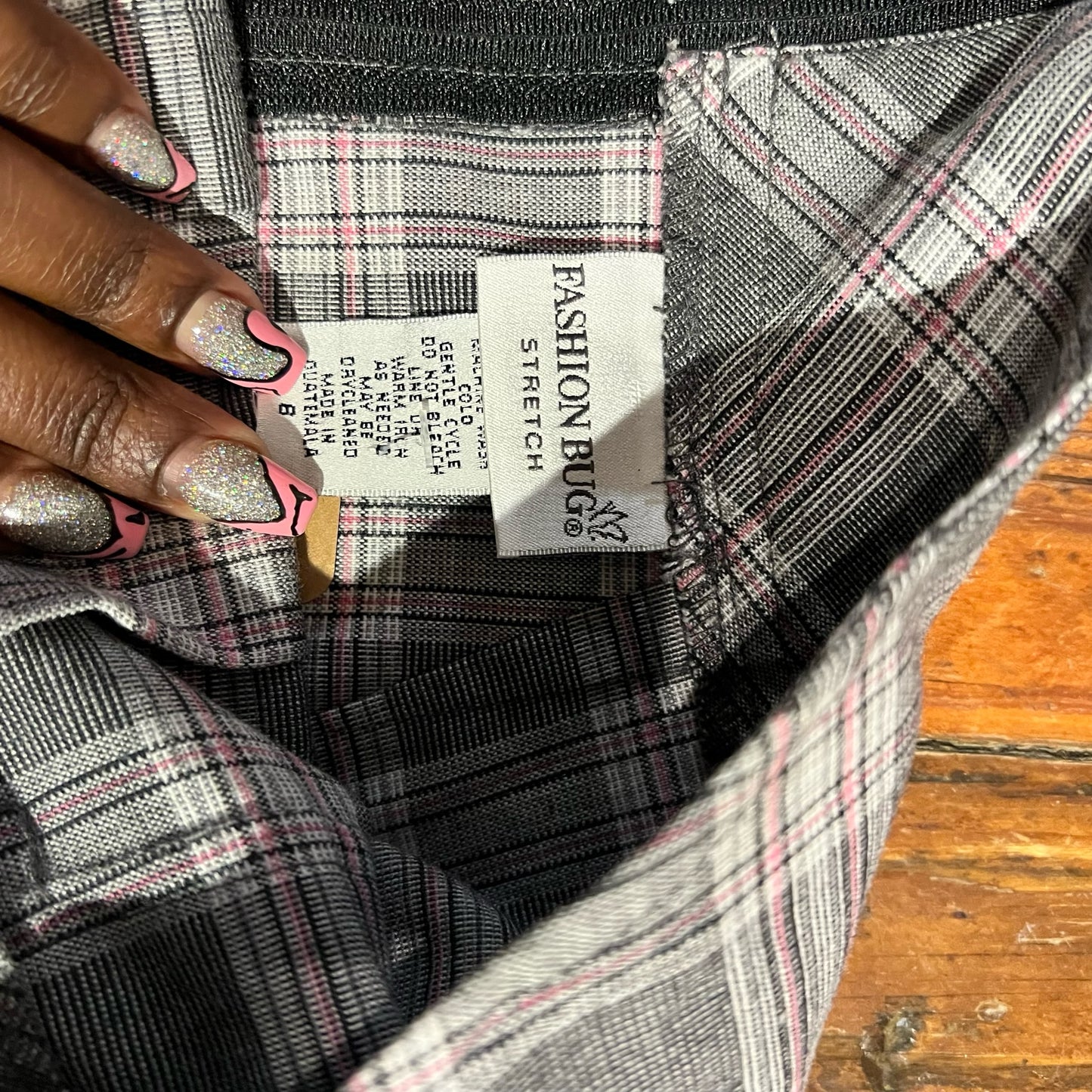 Y2K Grey & Pink Plaid Skirt (8)