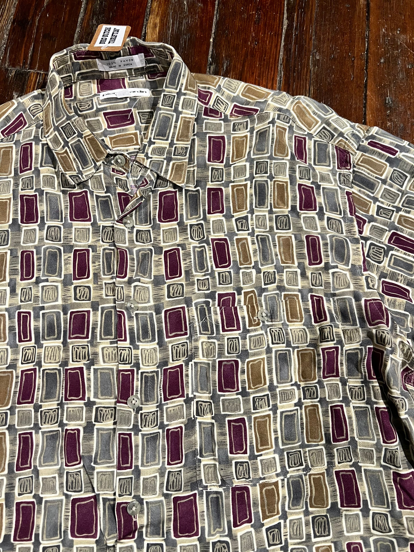 Funky Vintage Button Up (M)