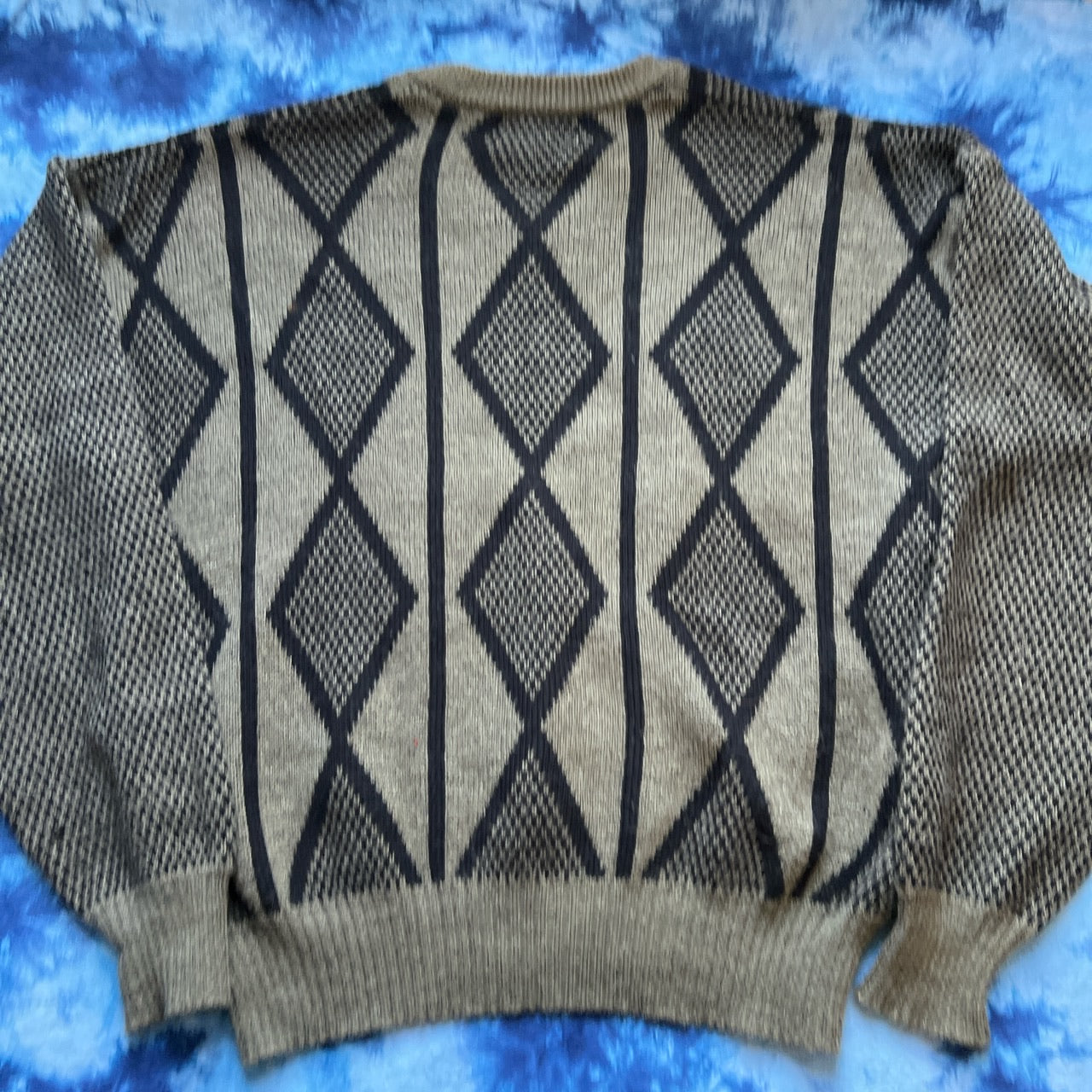 Vintage Sweater (XL)